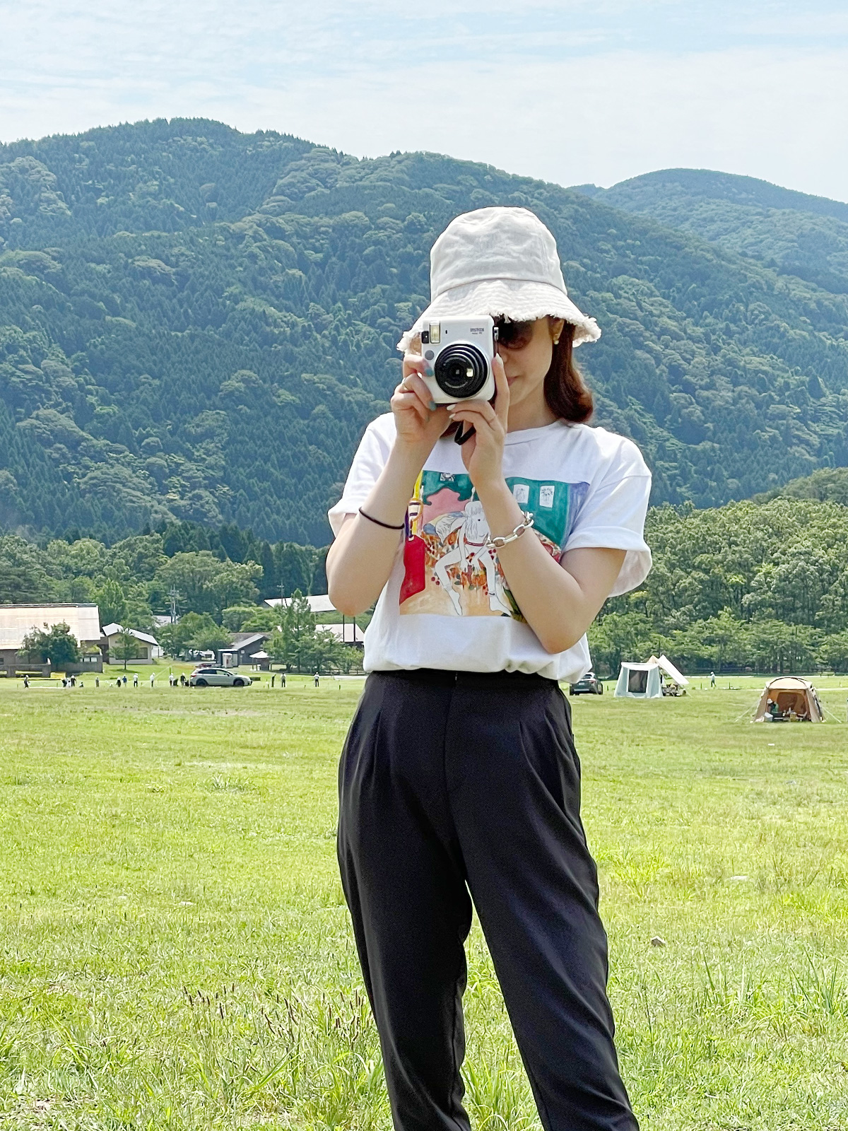 CAMP HOLIC SEASON TOPICS VOL.01_02.jpg